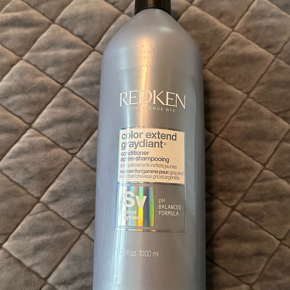 Redken Silver System Color Extend Graydient Conditioner (Jumbo - Liter)
